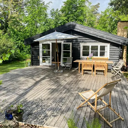 Idyllic Log Close To Forest And Kattegat بيت للعطل Frederiksværk